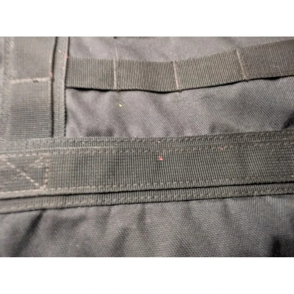 Under Armour x Project Rock Box Duffle Backpack Bag Black 21.9 Liter 1364189
